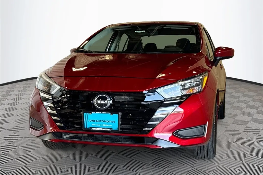 2025 Nissan Versa SV photo 1