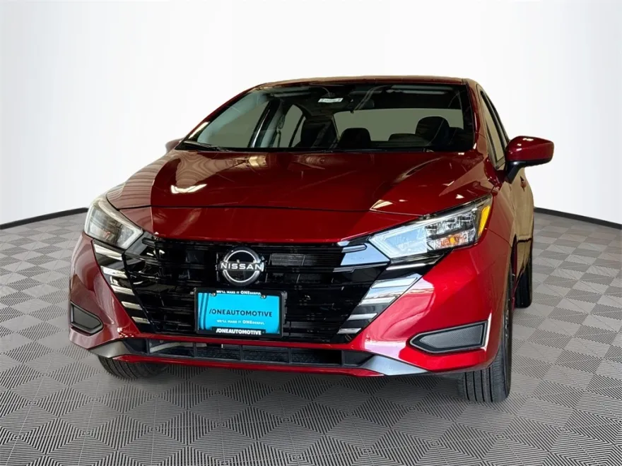 2025 Nissan Versa SV photo 1