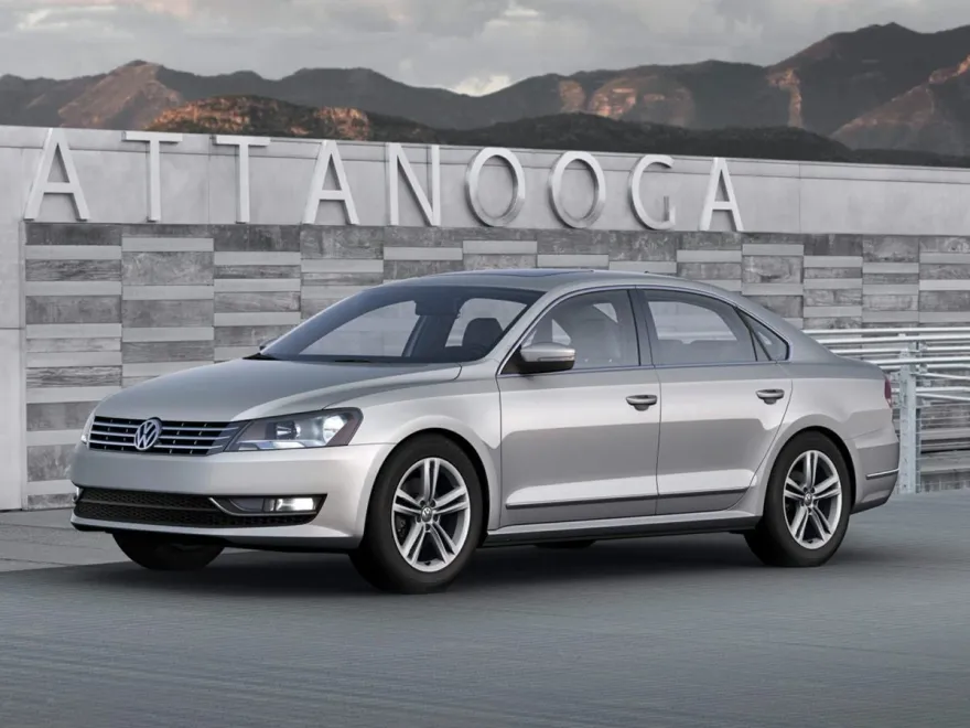 2015 Volkswagen Passat SE photo 1