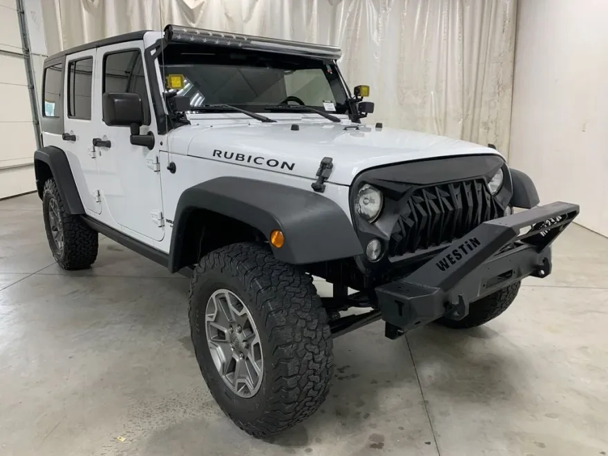 2016 Jeep Wrangler Unlimited Rubicon photo 1