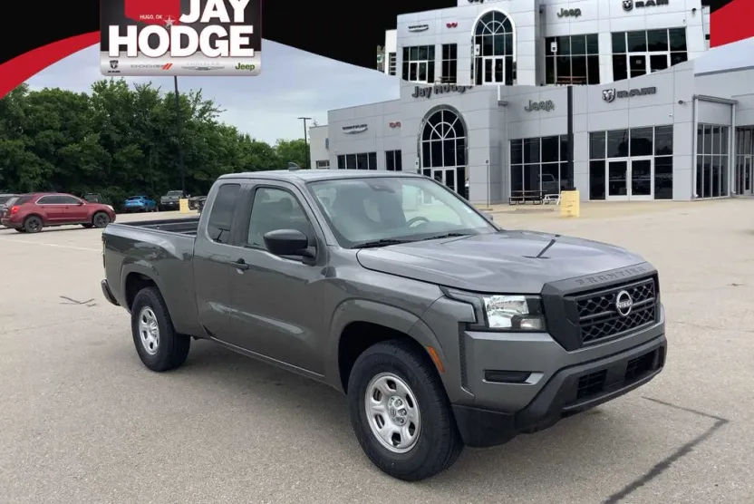 2022 Nissan Frontier S photo 1