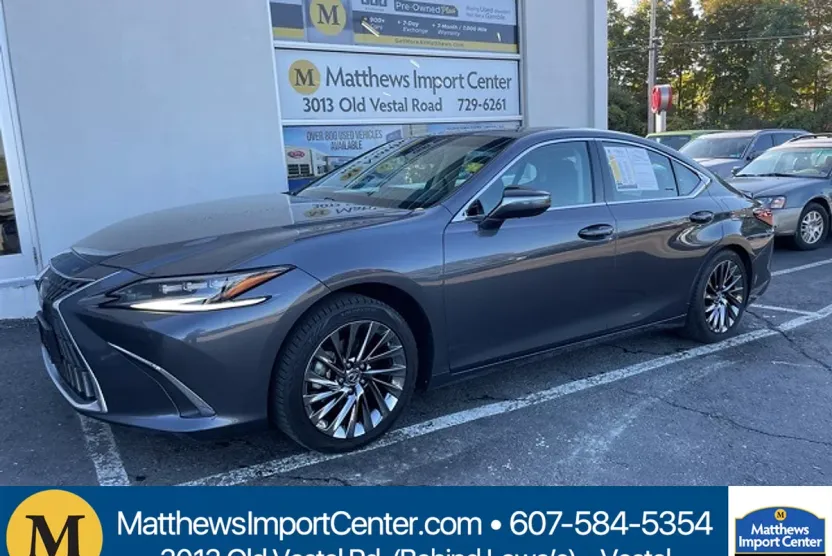 2024 Lexus ES 300h Ultra Luxury photo 1
