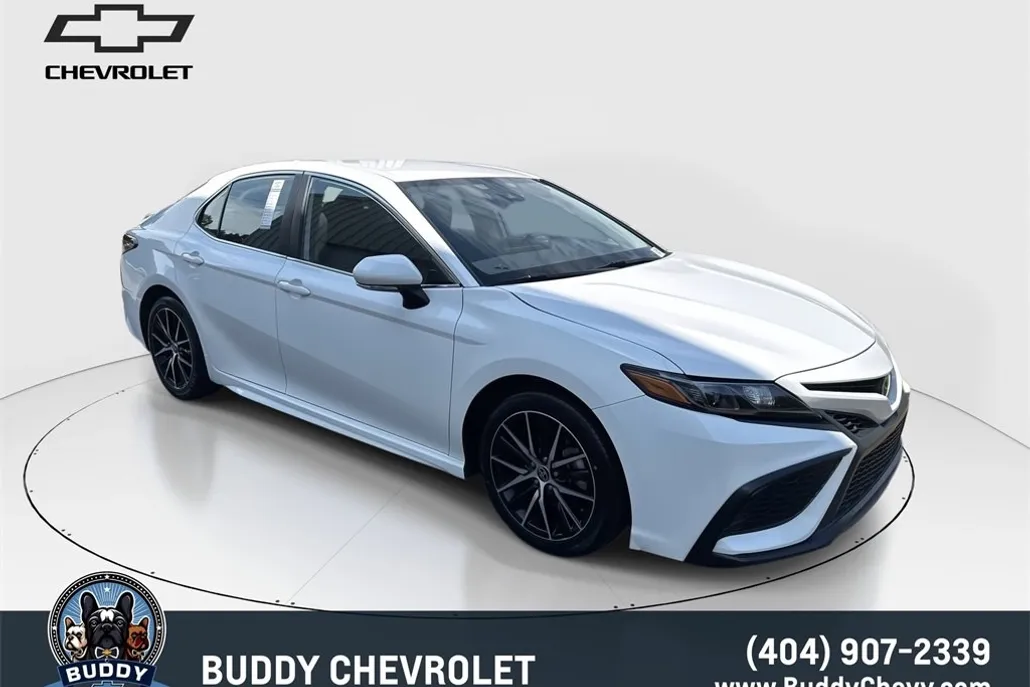 2023 Toyota Camry SE photo 1