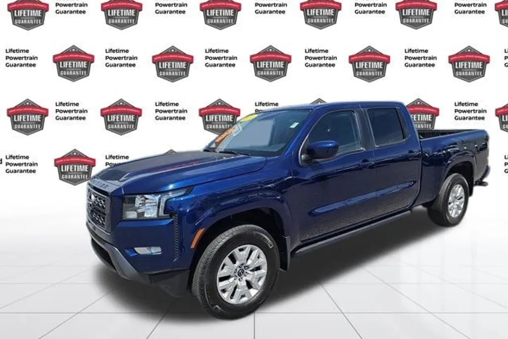 2023 Nissan Frontier SV photo 1