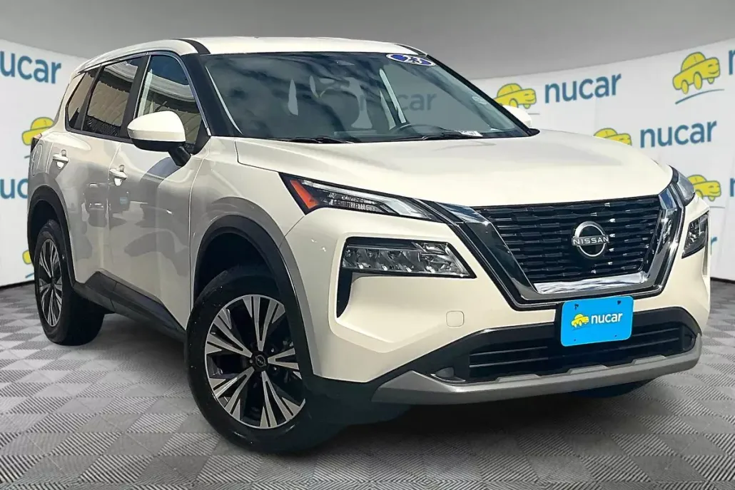 2023 Nissan Rogue SV photo 1
