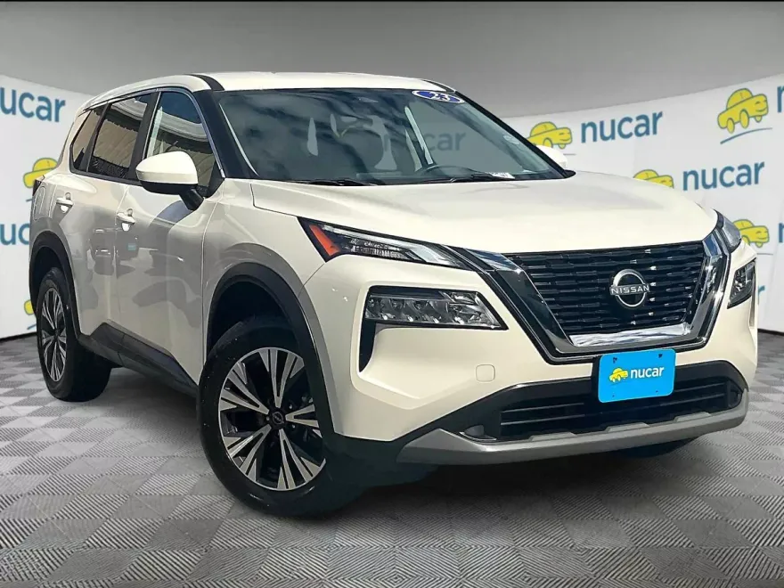 2023 Nissan Rogue SV photo 1