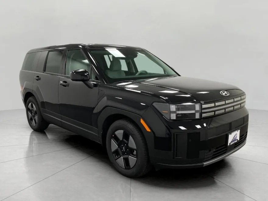 2026 Hyundai Santa Fe SE photo 1