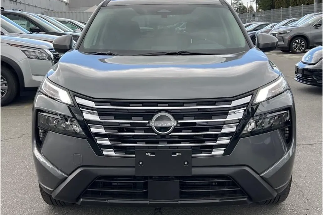 2026 Nissan Rogue SV photo 1