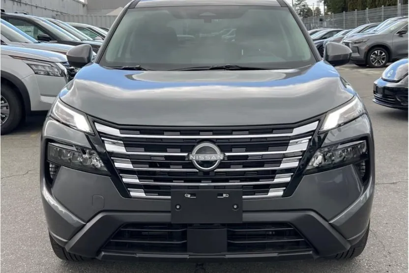 2026 Nissan Rogue SV photo 1