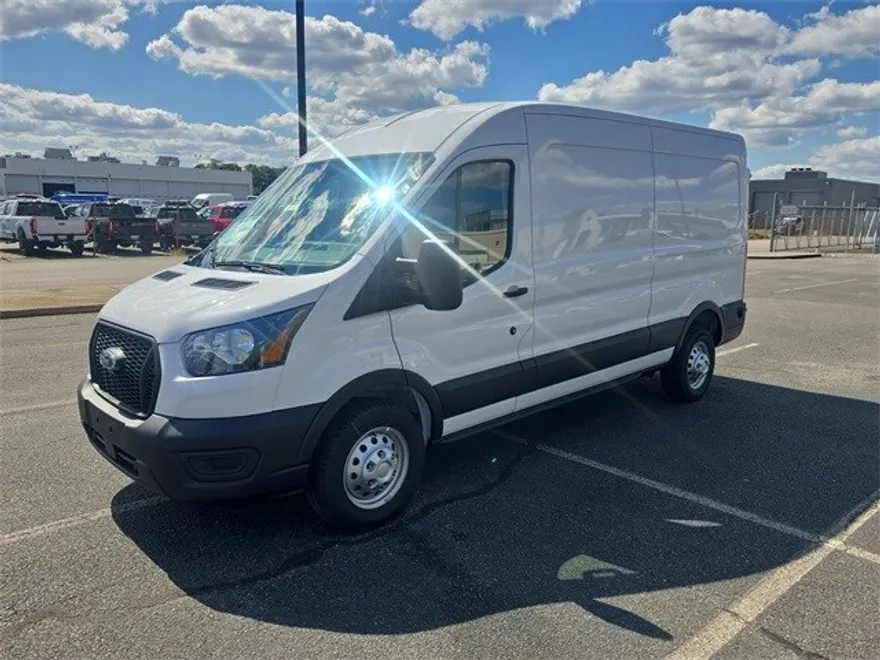 2025 Ford Transit photo 1