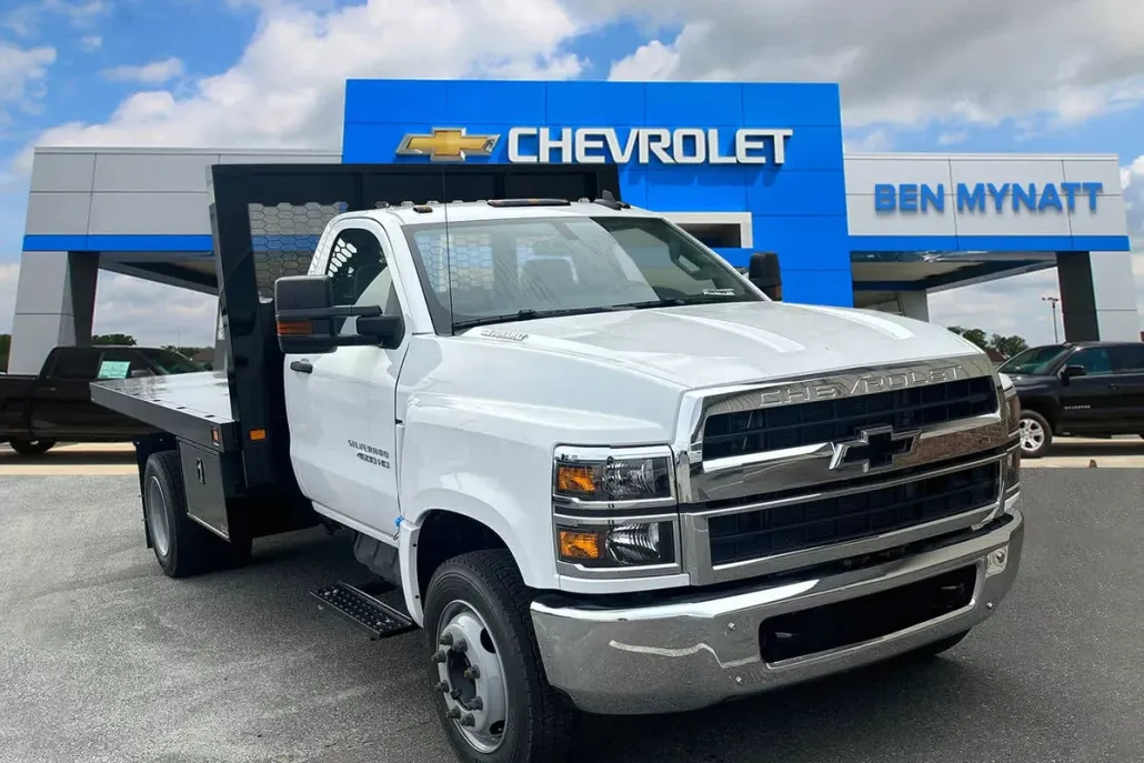 2023 Chevrolet Silverado 4500HD Work Truck photo 1