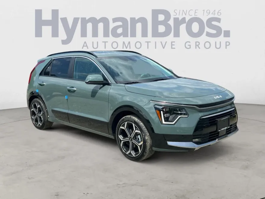 2025 Kia Niro SX Touring photo 1