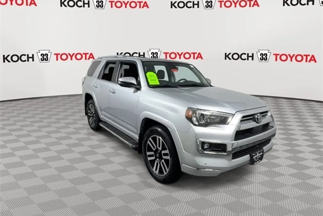 2022 Toyota 4Runner Limited photo 1