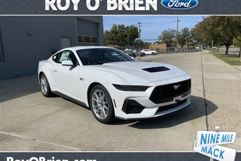 2025 Ford Mustang GT Premium photo 1