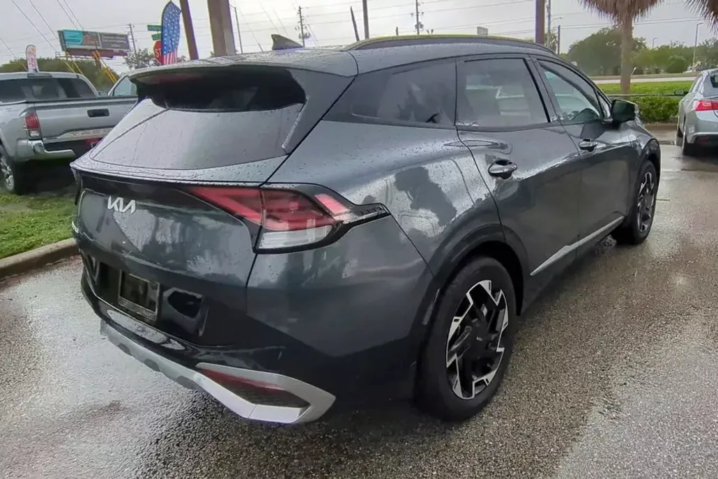 2023 Kia Sportage photo 1