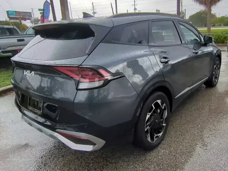 2023 Kia Sportage photo 1
