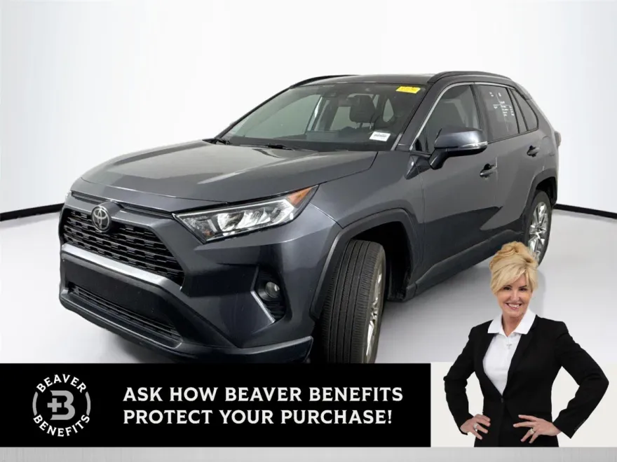 2020 Toyota RAV4 XLE Premium photo 1