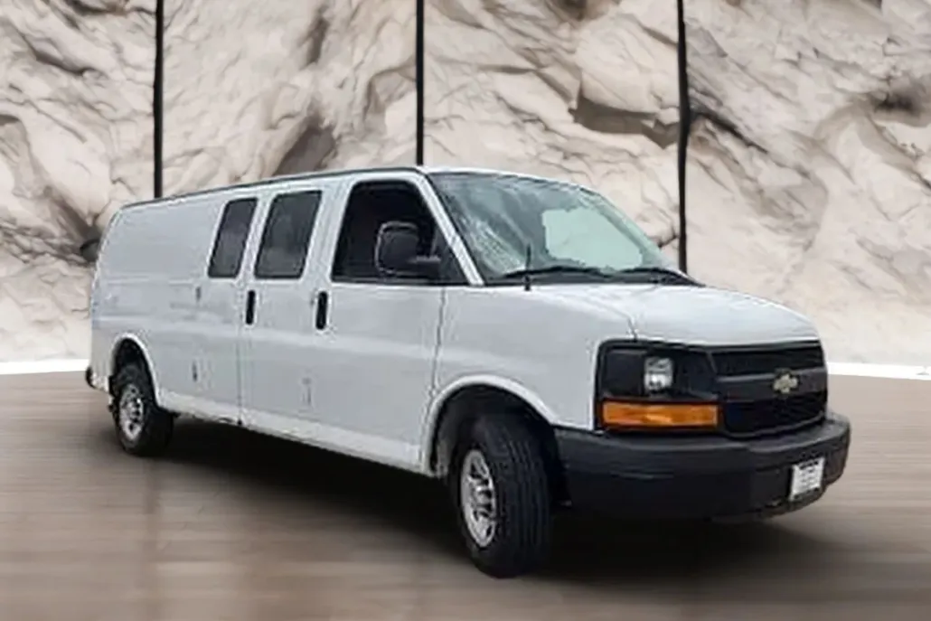 2014 Chevrolet Express 2500 Cargo Van photo 1