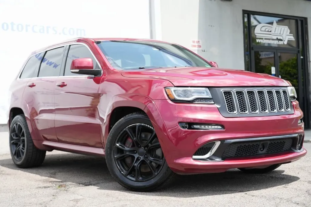 2012 Jeep Grand Cherokee SRT8 photo 1