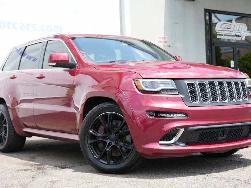 2012 Jeep Grand Cherokee SRT8 photo 1