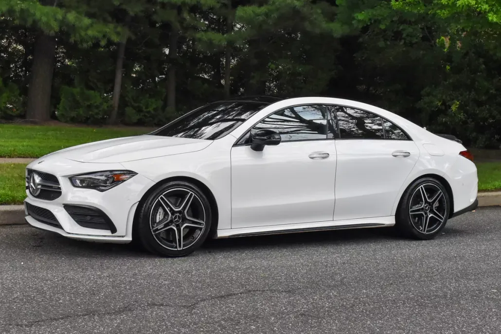 2023 Mercedes Benz CLA AMG 35 photo 1