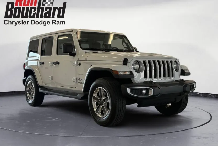 2021 Jeep Wrangler Unlimited Sahara photo 1