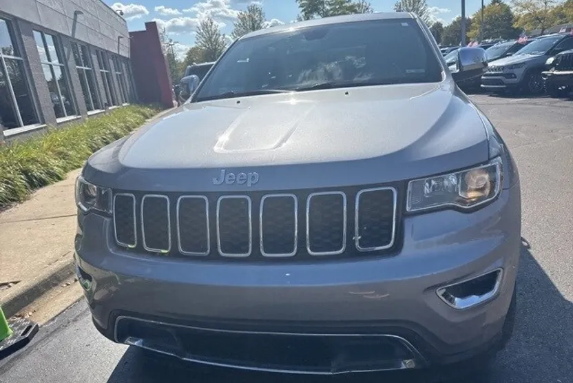 2018 Jeep Grand Cherokee Limited photo 1