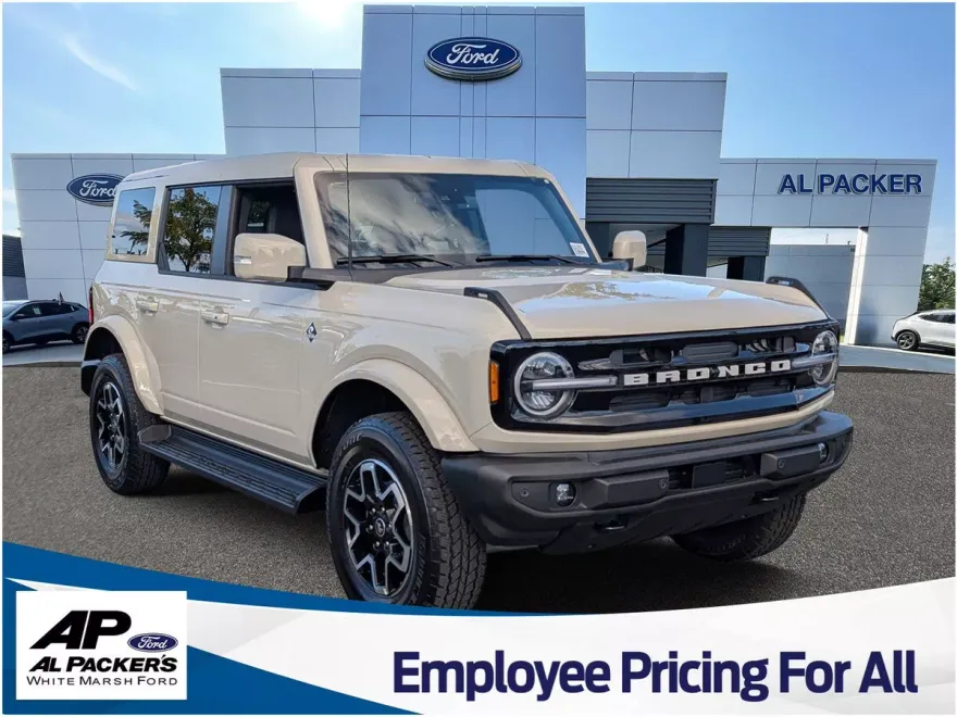 2025 Ford Bronco Outer Banks photo 1