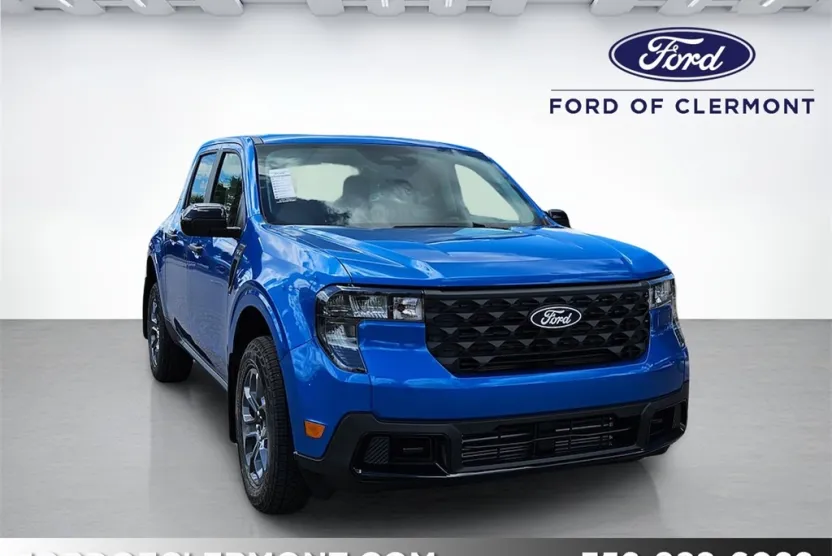 2025 Ford Maverick XLT photo 1