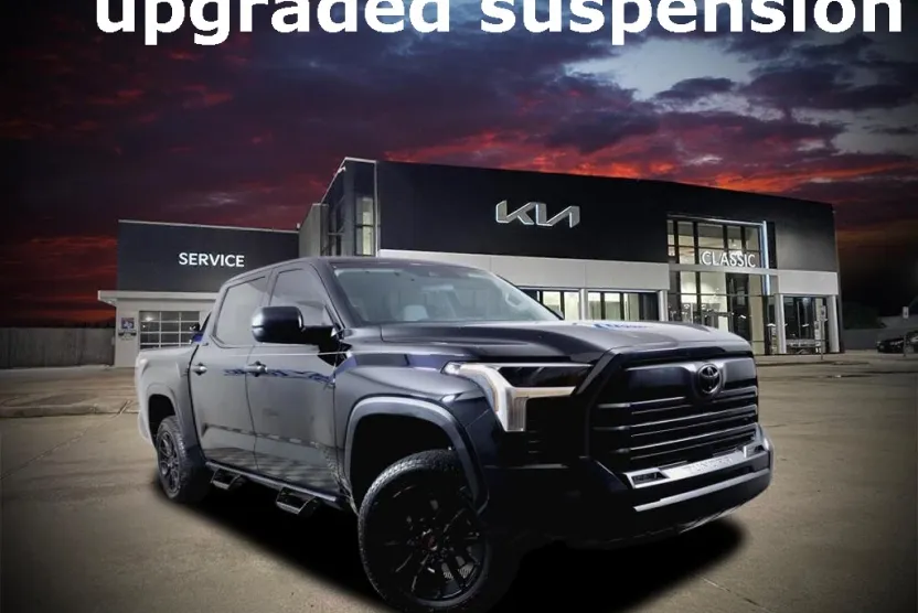 2023 Toyota Tundra SR5 photo 1