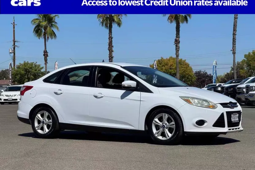 2014 Ford Focus SE photo 1