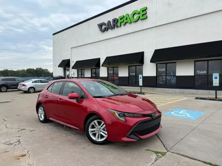 2022 Toyota Corolla SE photo 1
