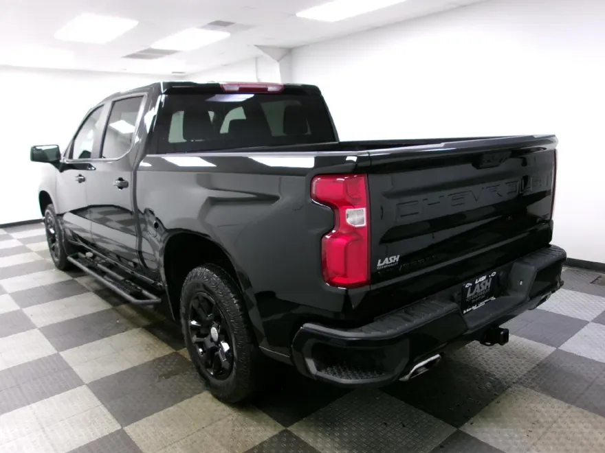 2022 Chevrolet Silverado 1500 RST photo 1