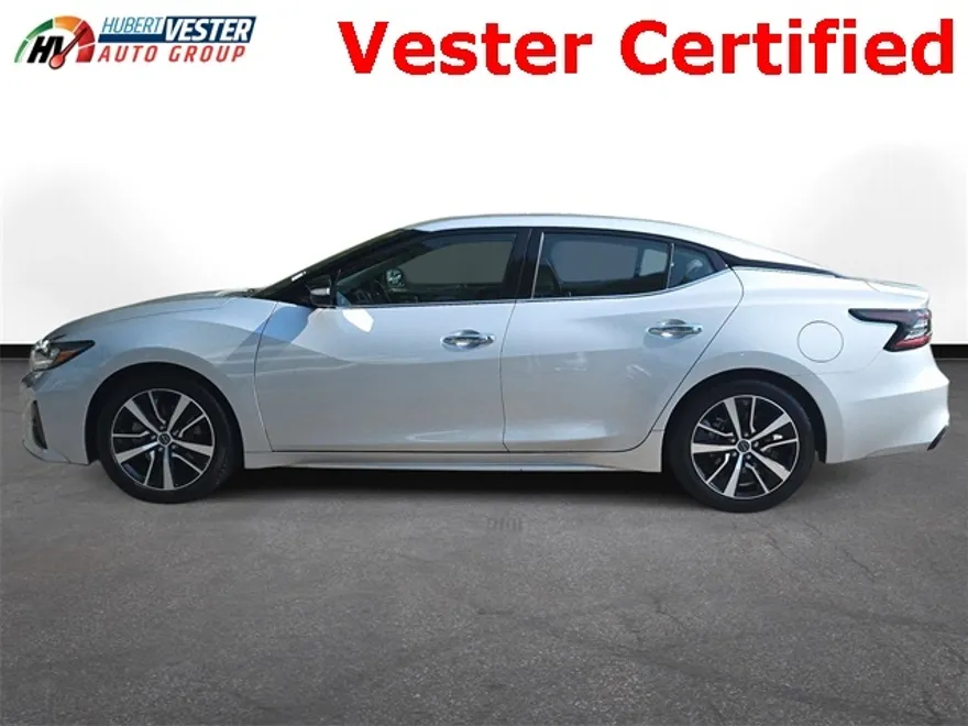 2023 Nissan Maxima SV photo 1