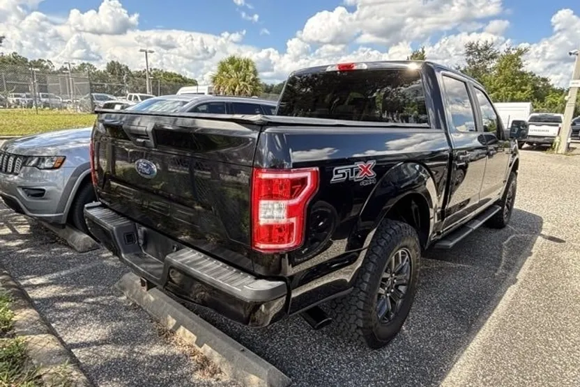 2020 Ford F-150 XL photo 1