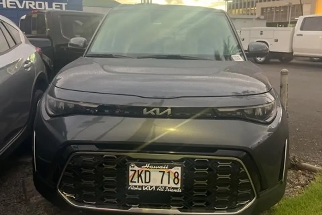 2023 Kia Soul GT-Line photo 1