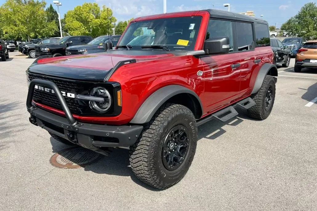 2024 Ford Bronco Wildtrak photo 1