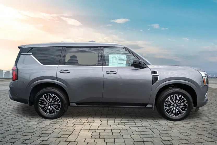2025 Nissan Armada SL photo 1