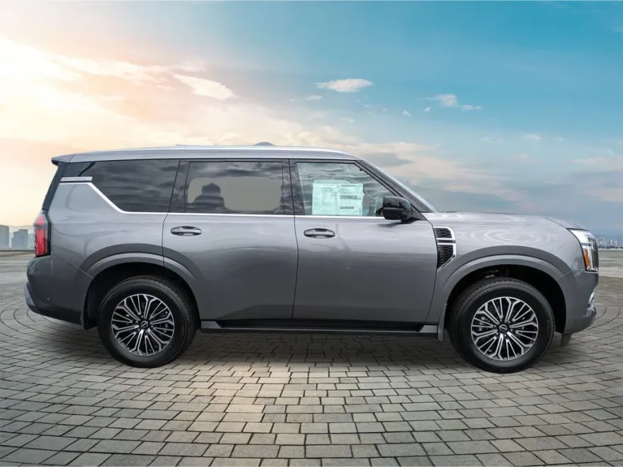 2025 Nissan Armada SL photo 1