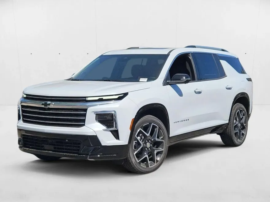 2026 Chevrolet Traverse High Country photo 1