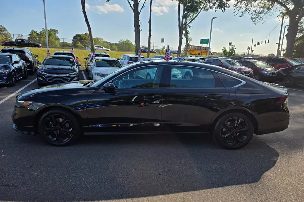 2024 Honda Accord EX photo 1