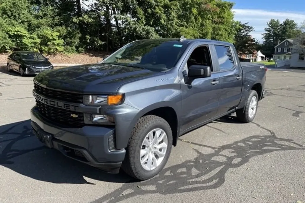 2022 Chevrolet Silverado 1500 Custom photo 1
