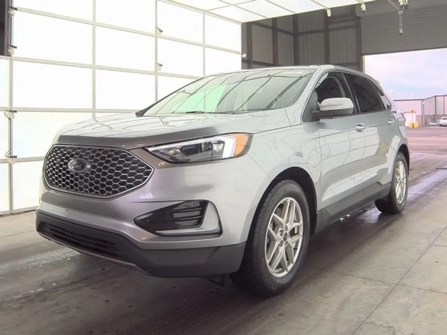 2024 Ford Edge SEL photo 1