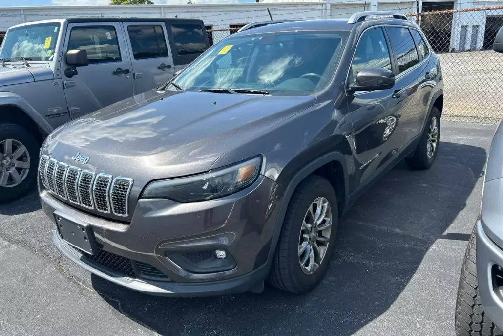 2019 Jeep Cherokee Latitude photo 1
