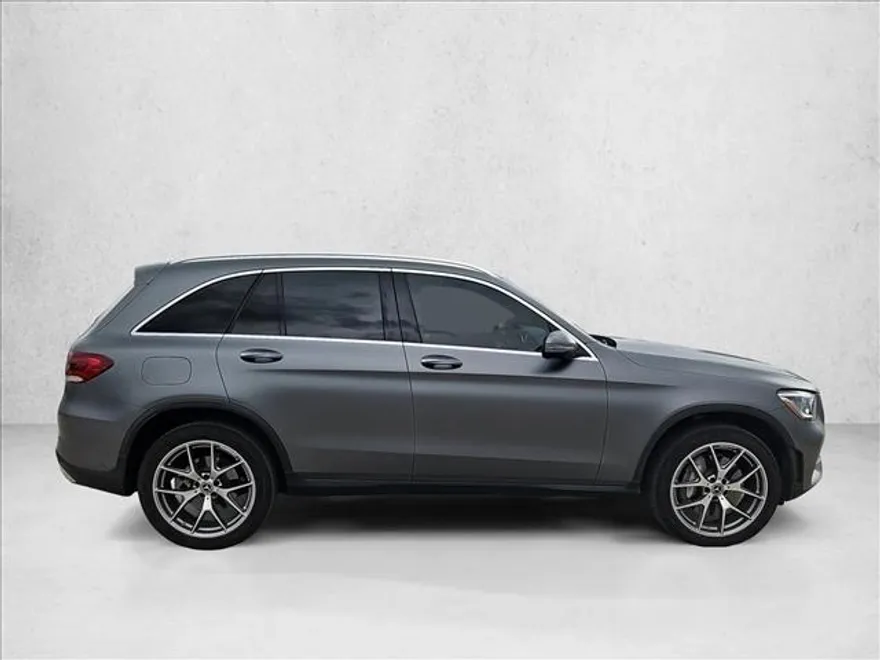 2020 Mercedes Benz GLC 300 photo 1