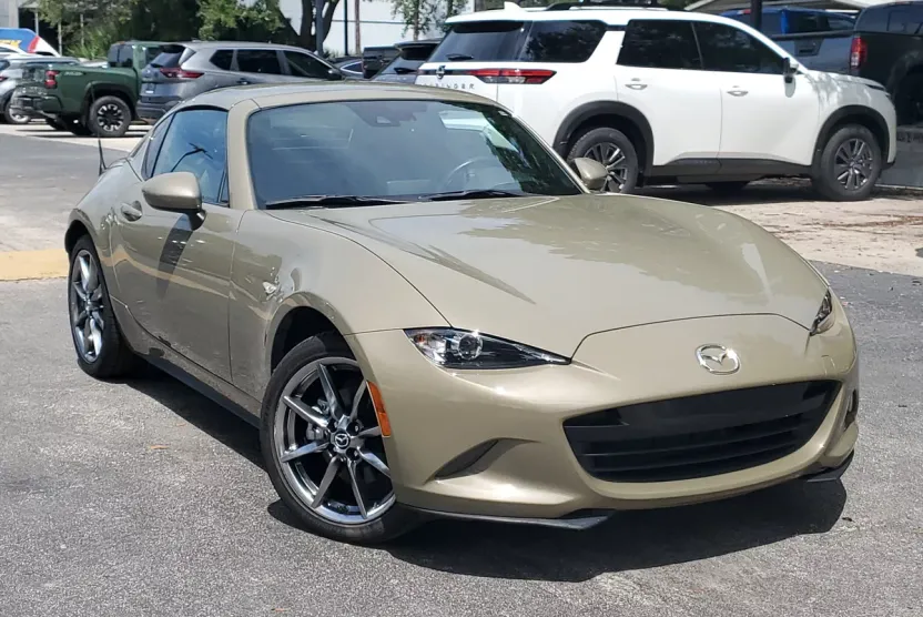 2023 Mazda MX-5 Miata Miata RF Grand Touring photo 1