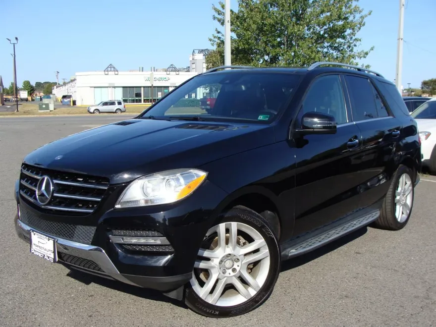 2015 Mercedes Benz ML 350 4MATIC photo 1