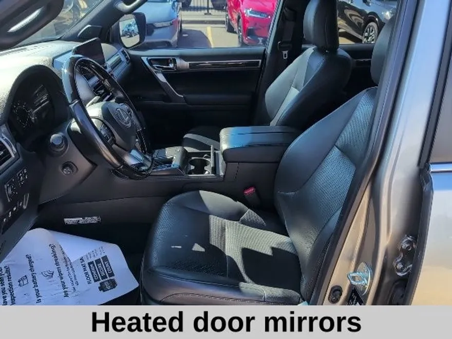 2023 Lexus GX 460 Luxury photo 1