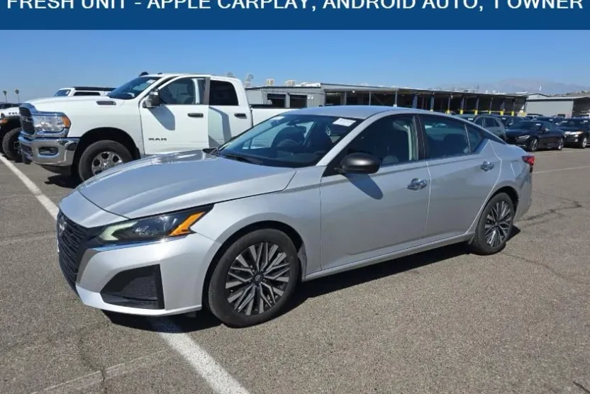 2024 Nissan Altima 2.5 SV photo 1
