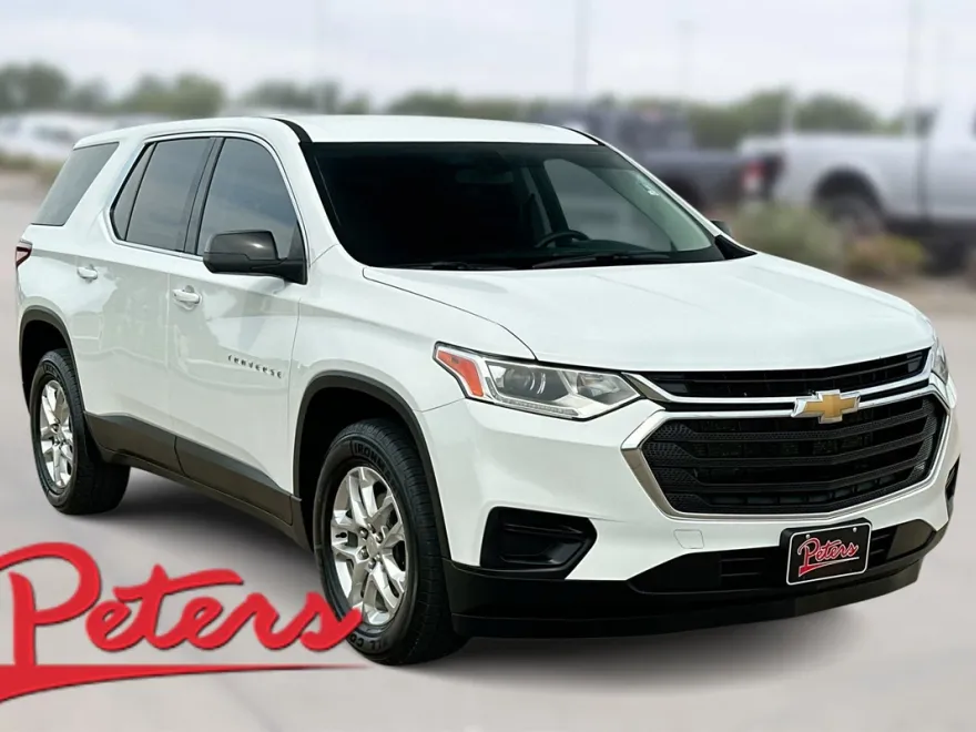 2021 Chevrolet Traverse 1LS photo 1